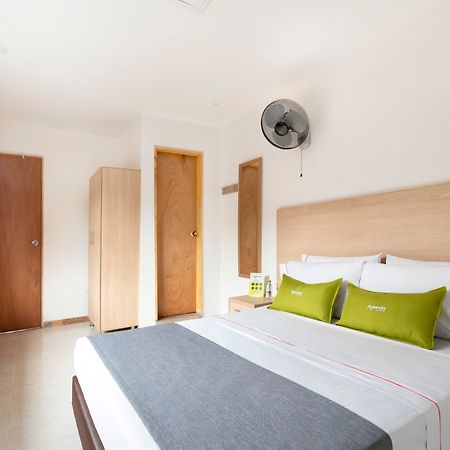 Ayenda 1238 Nuevo Colombia Hotel เมเดยิน ภายนอก รูปภาพ