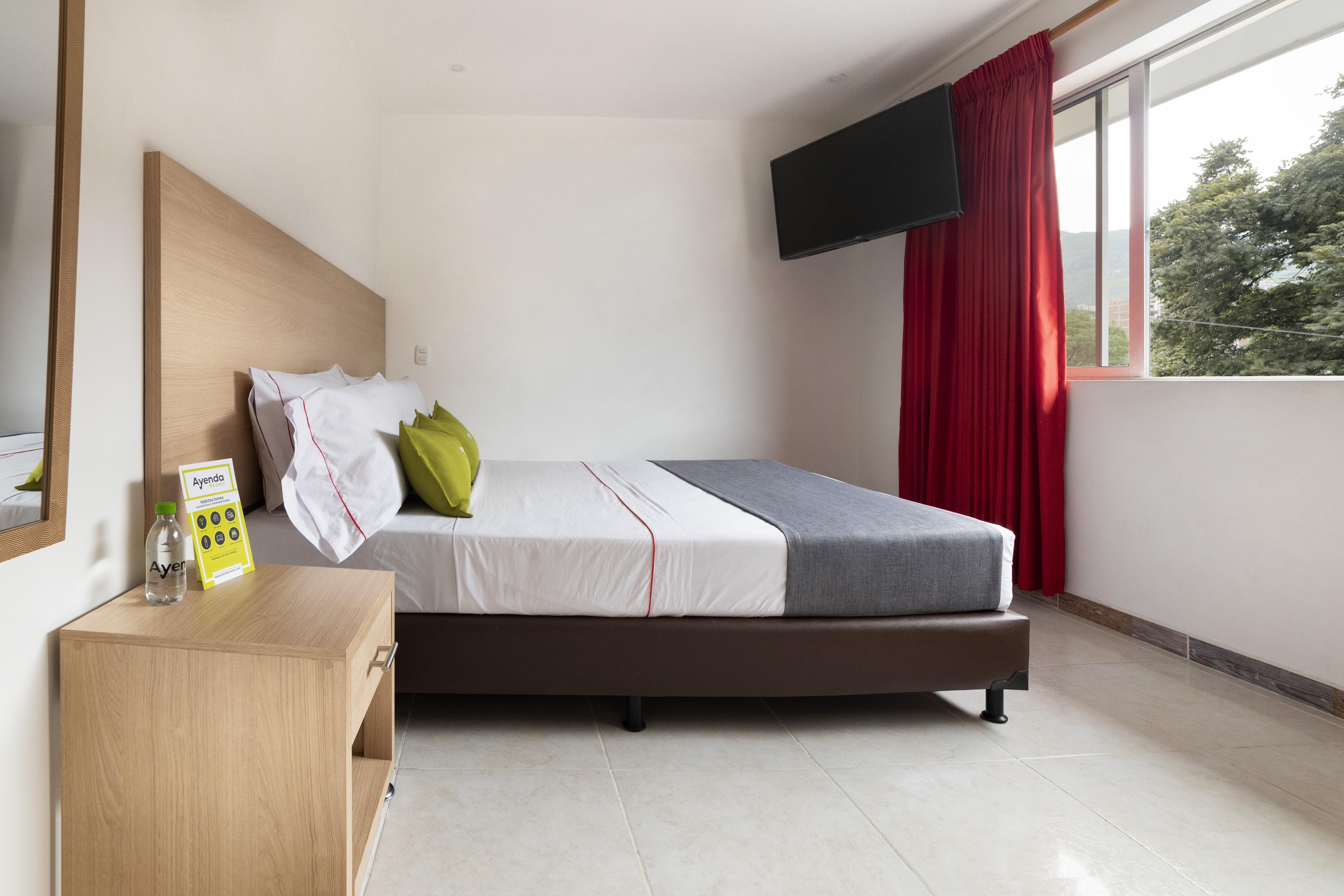 Ayenda 1238 Nuevo Colombia Hotel เมเดยิน ภายนอก รูปภาพ