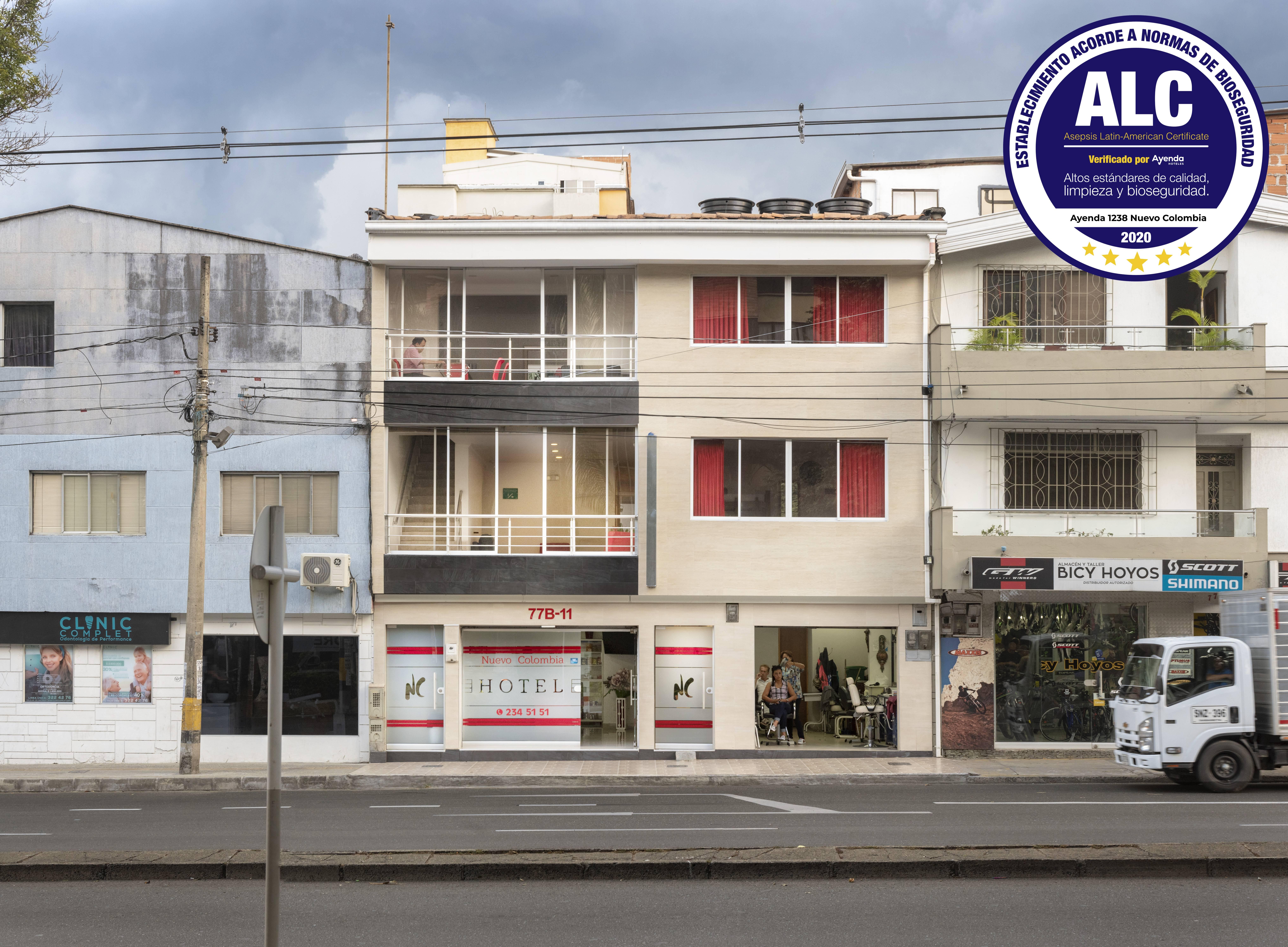 Ayenda 1238 Nuevo Colombia Hotel เมเดยิน ภายนอก รูปภาพ